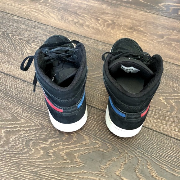 Nike Air Jordan 1 Retro Mid Boys Size 5 - Picture 6 of 14